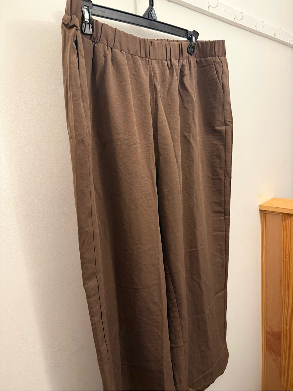 Source Unknown Brown Elastic Waist Chinos